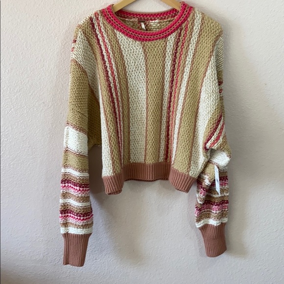 Free People Sweaters - FREE PEOPLE CROPPED SWEATER